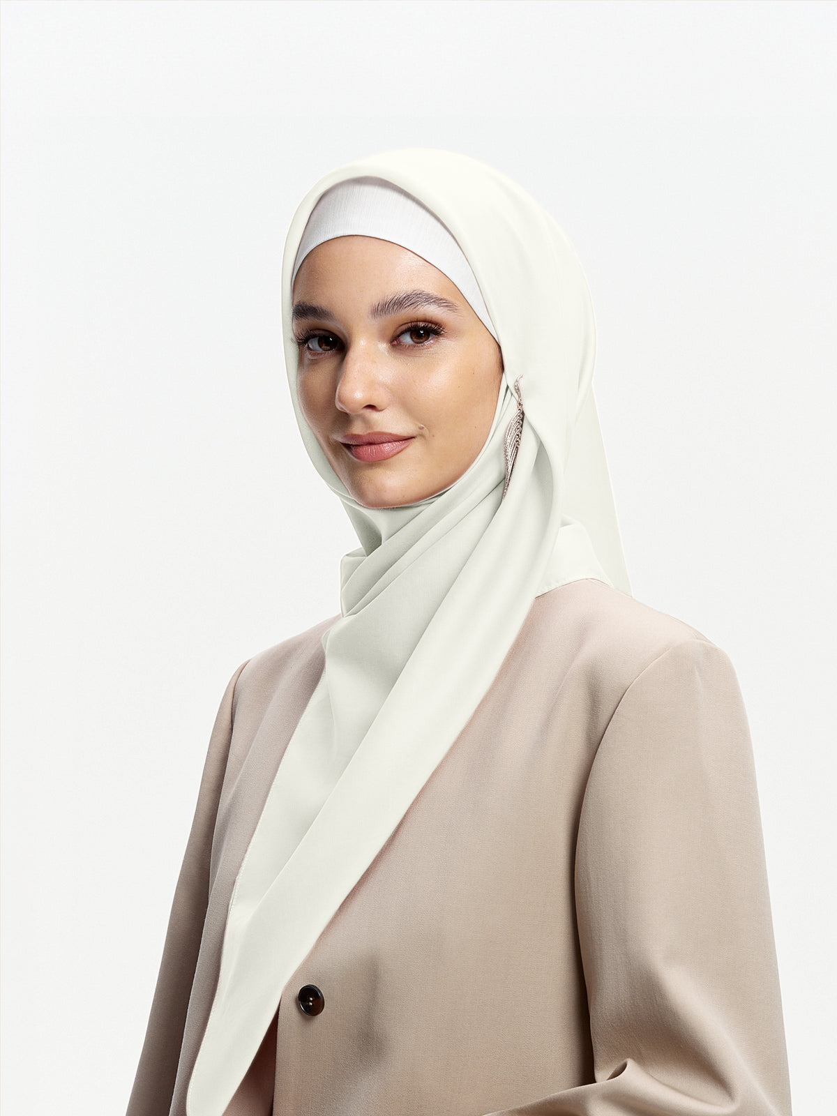 Bawal Tencel 100% AirVeil-Kelabu Muda
