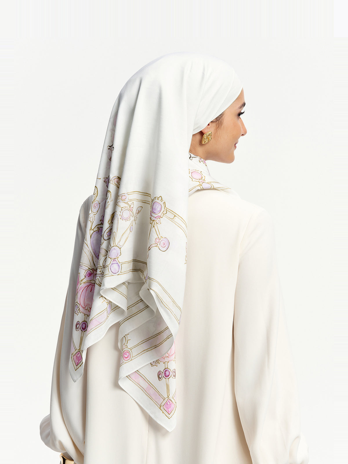 Bawal Hiasan Permata