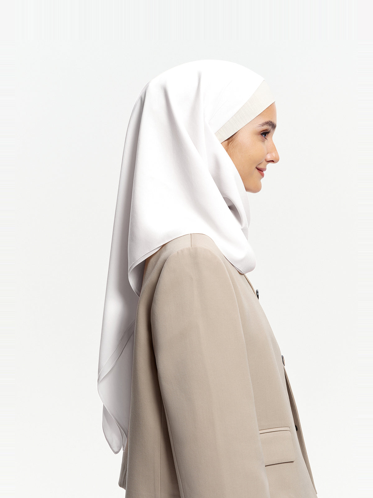 Bawal Triasetat Berstruktur Grace-Putih