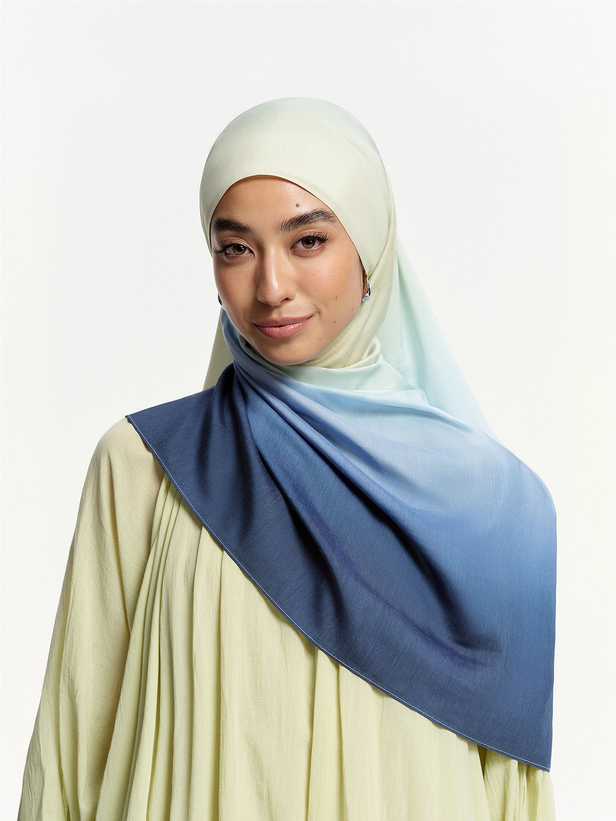 Hijab Bawal Ombre Cahaya Azure