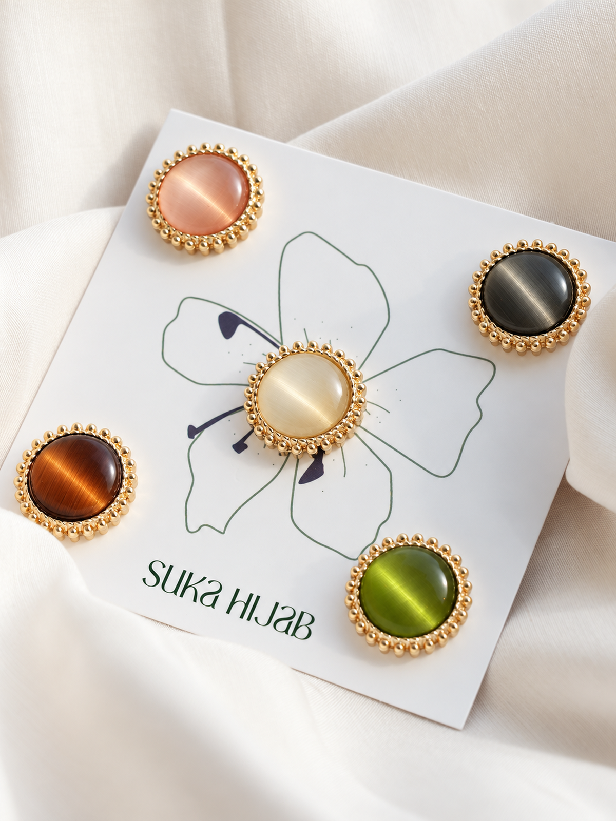 Natural Cat-Eye Quartz Magnetic Hijab Brooch – White