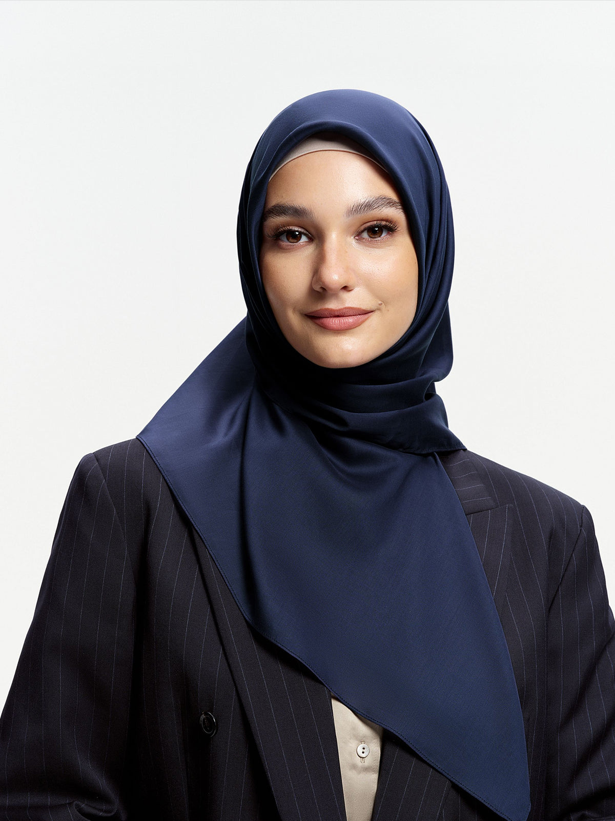 Bawal AirVeil 100% Tencel-Biru Laut