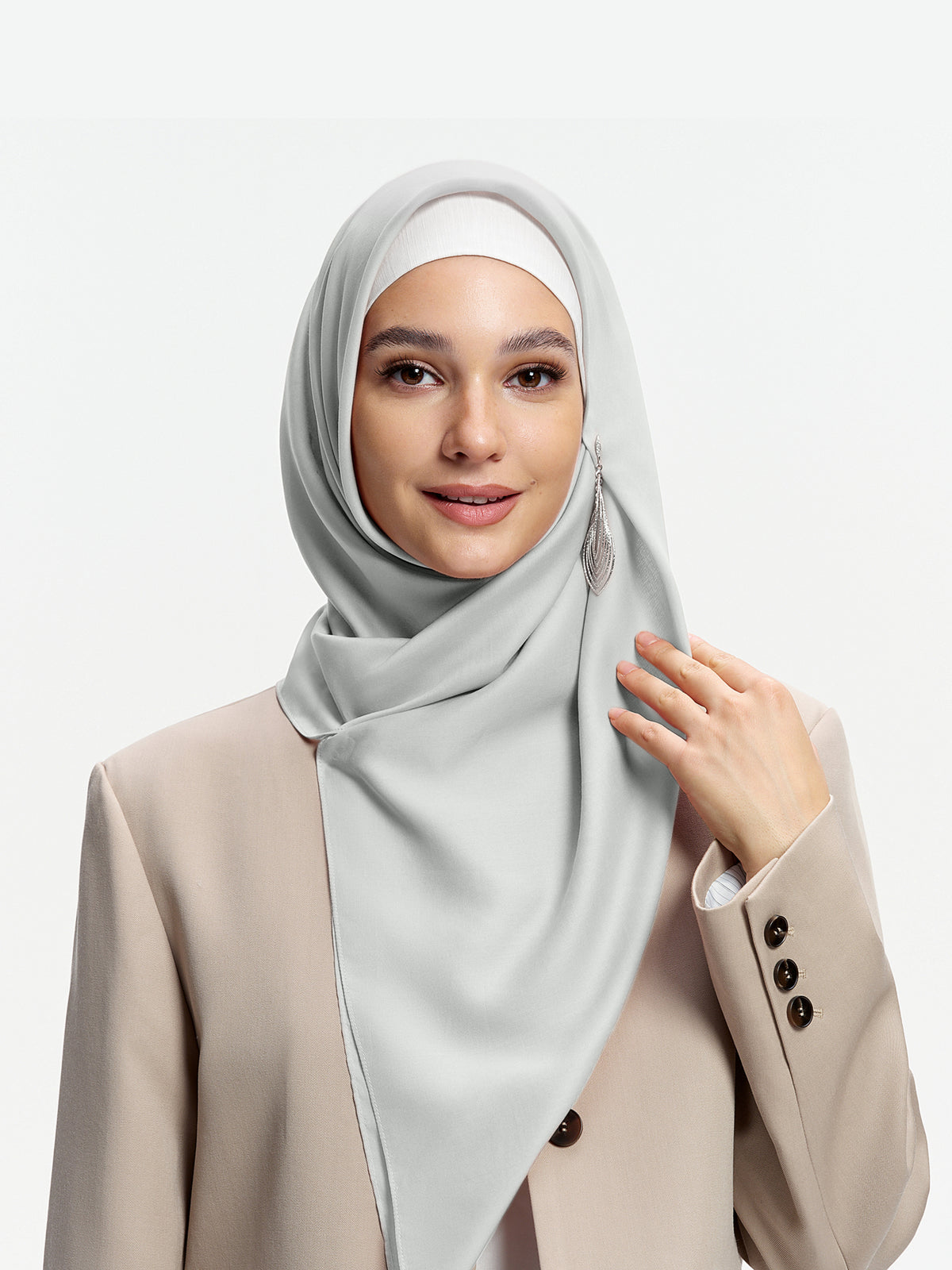 Bawal Tencel 100% AirVeil-Kelabu Muda