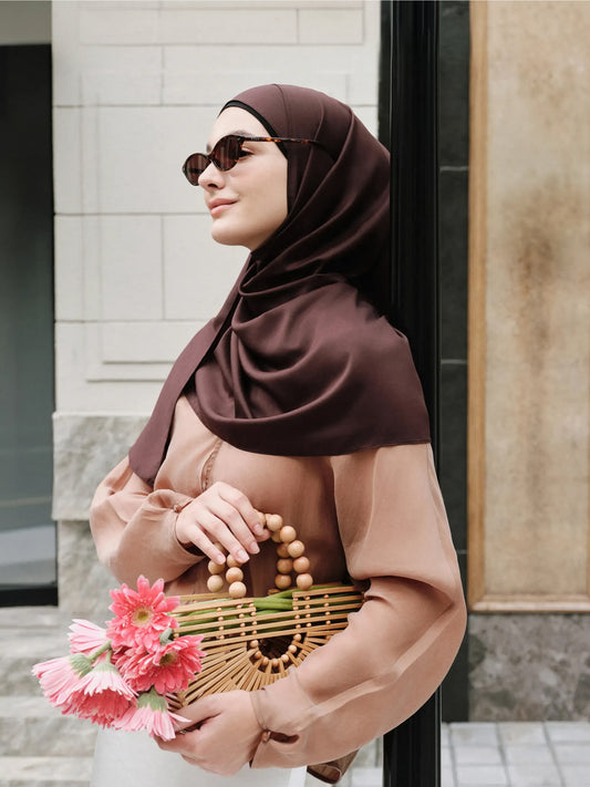 Pearl Light Shawl-Reddish Brown